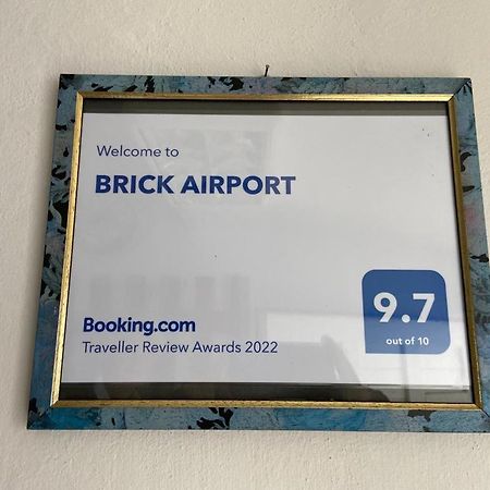 Brick Airport Apartamento Cristian  Exterior foto