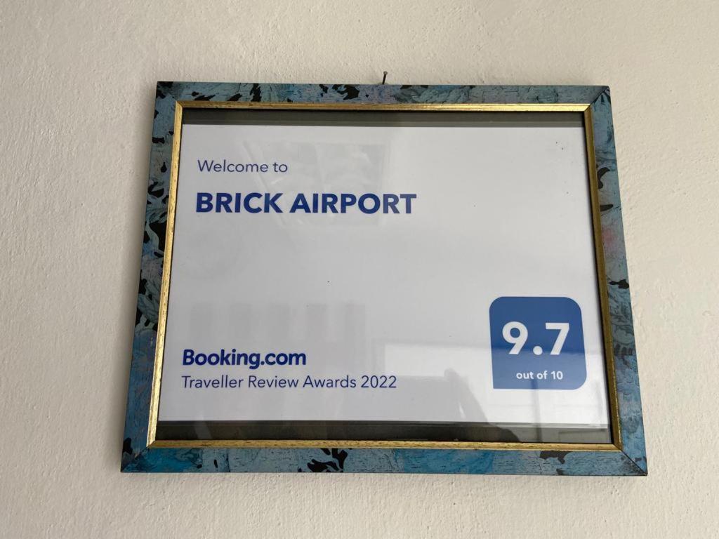 Brick Airport Apartamento Cristian  Exterior foto