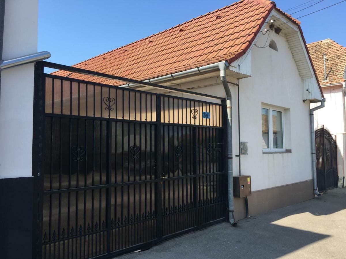 Brick Airport Apartamento Cristian  Exterior foto